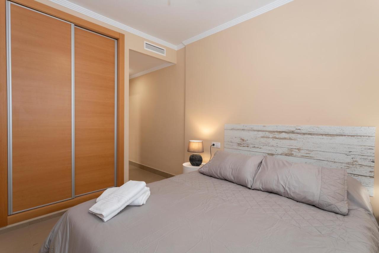 Brisas B2, 2 Dormitorios, Playa A 50M, By BookinДения Экстерьер фото